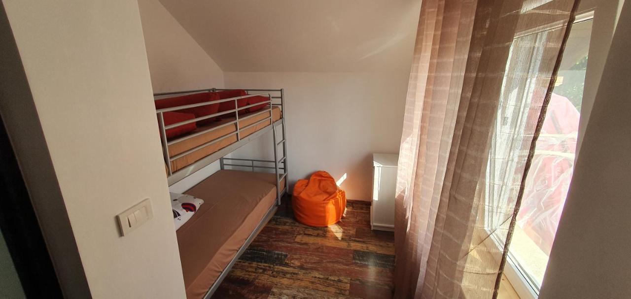 Green Nest Băneşti Extérieur photo